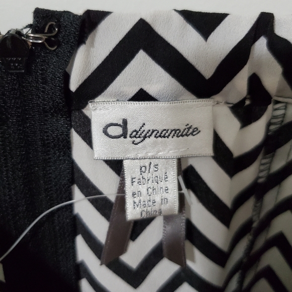 Like New - Dynamite Zig Zag Dress - Small - Picture 2 of 2